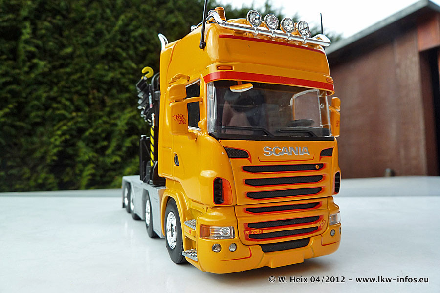 Modelle 1zu50 Teil 28/Tekno-Scania-R-II-730-Setec-070412-023